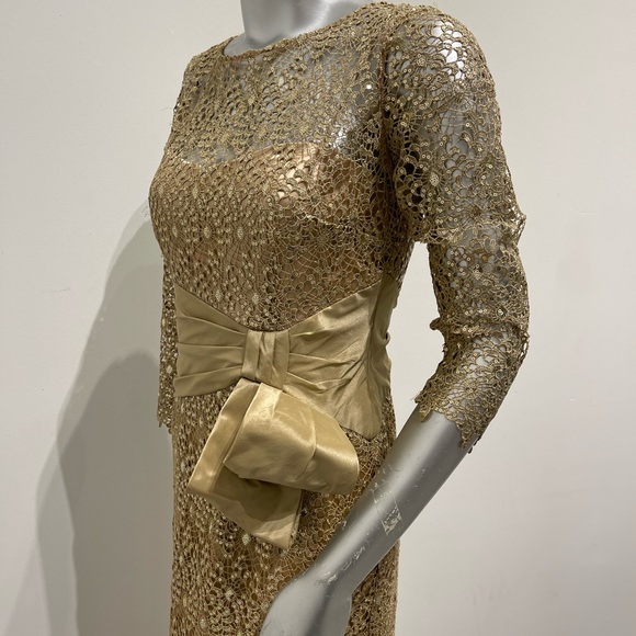 Rickie Freeman TERI JON Gown - Picture 3 of 17